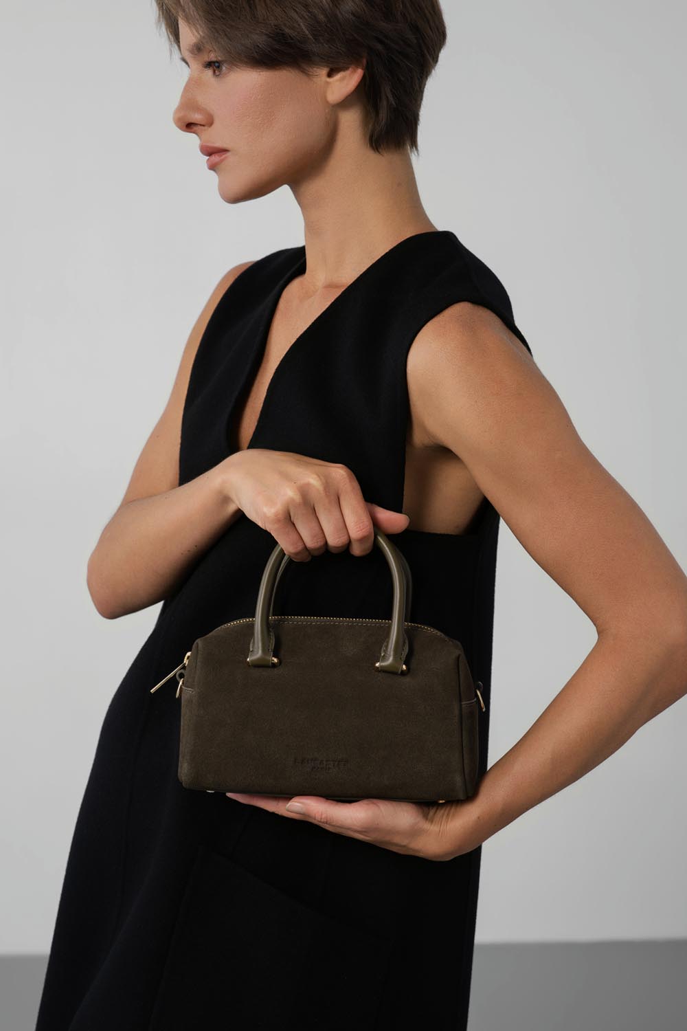 Lancaster Handbag Zippered Suède Cube Khaki – worn