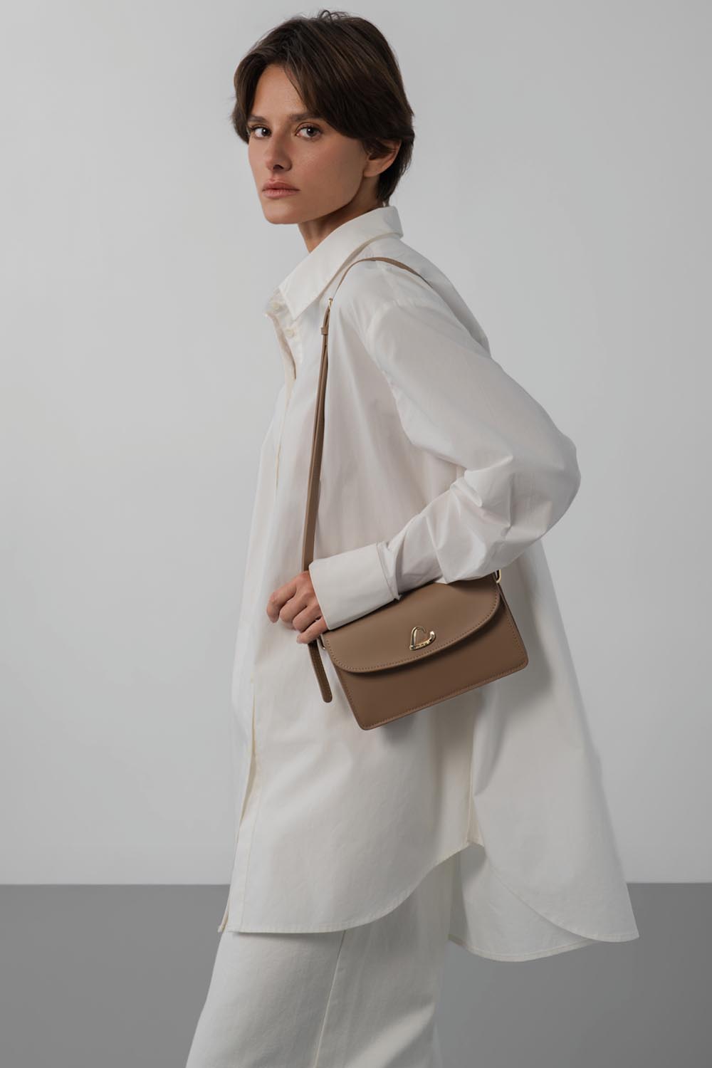 Lancaster Bolso con solapa magnética Paris Philos Rojo – llevado