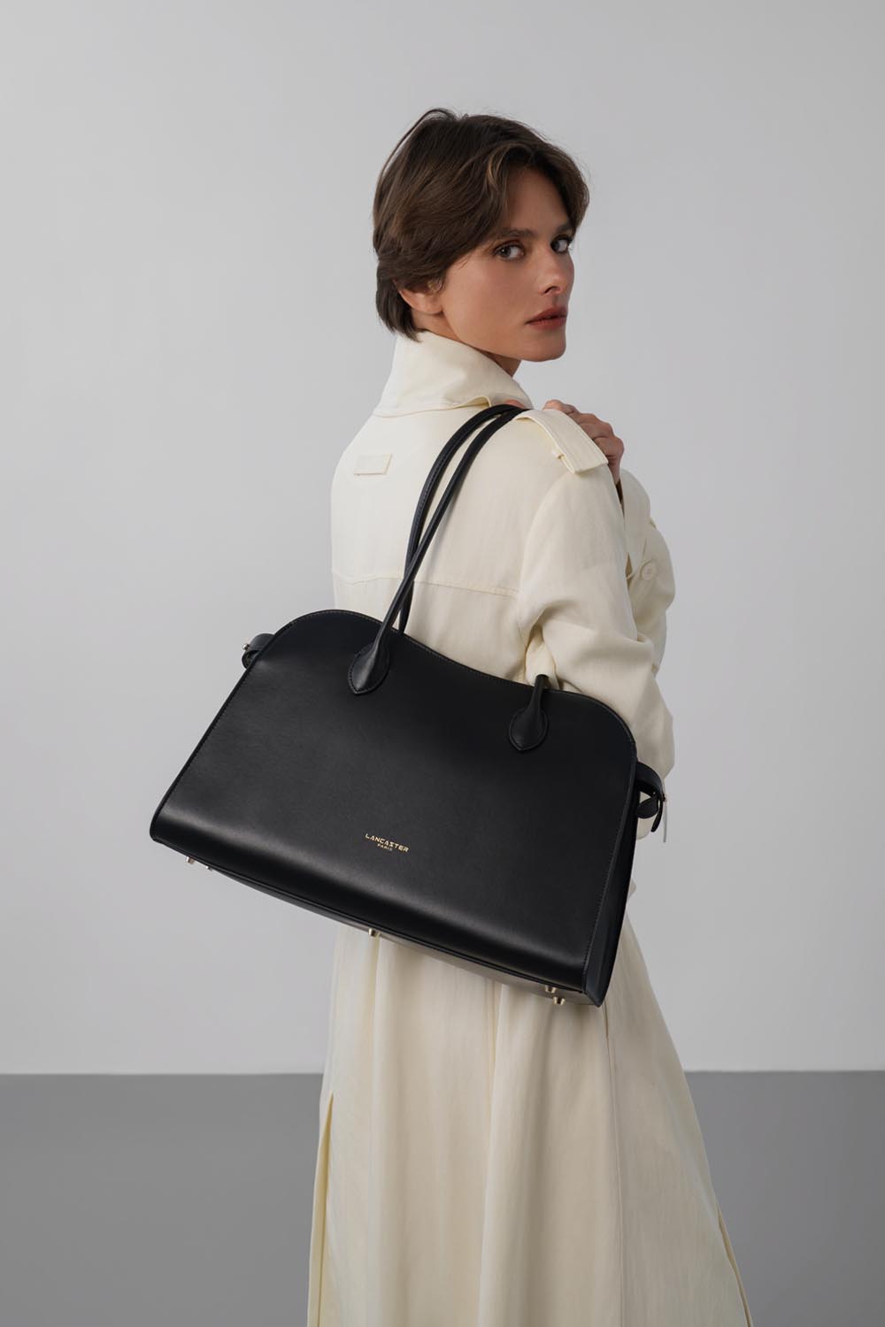 Lancaster Tote Bag shoulder Zippered L Donna Hopper Black – worn