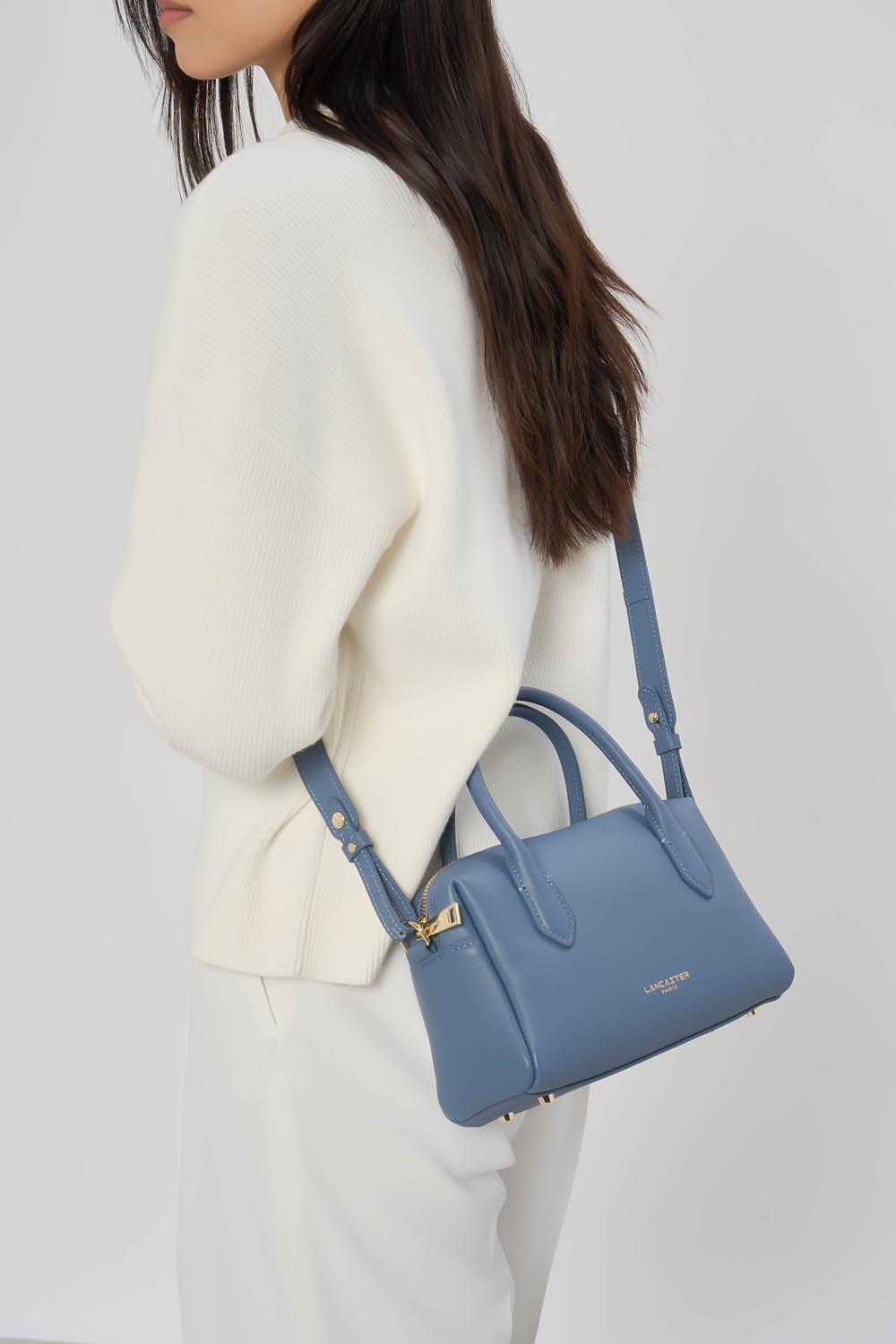 Lancaster Sac trotteur Zippé Donna Cube Bleu Jeans – porté