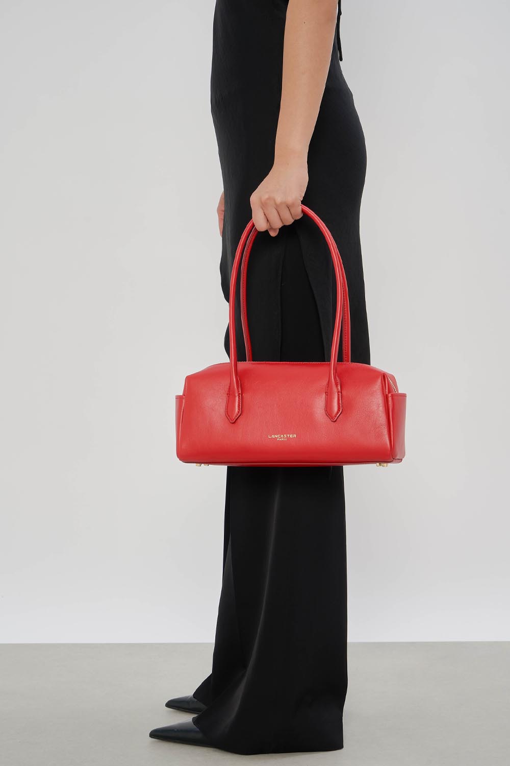Lancaster Donna Cube Zipped Crossbody Bag Linen – worn