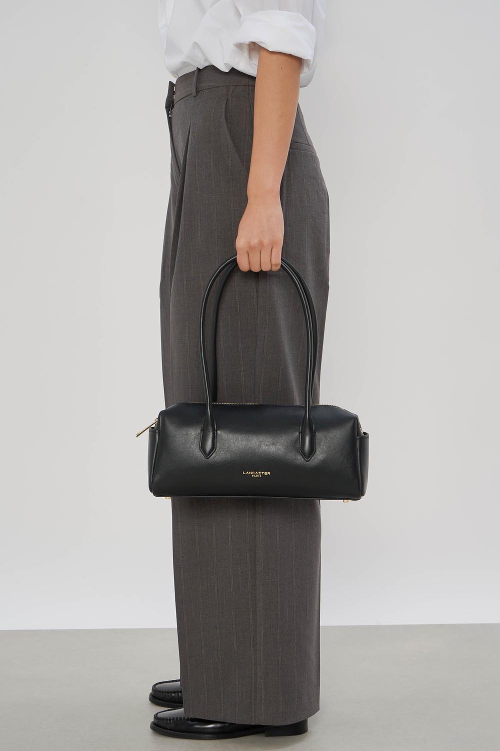 Lancaster Donna Cube Zipped Crossbody Bag Linen – worn