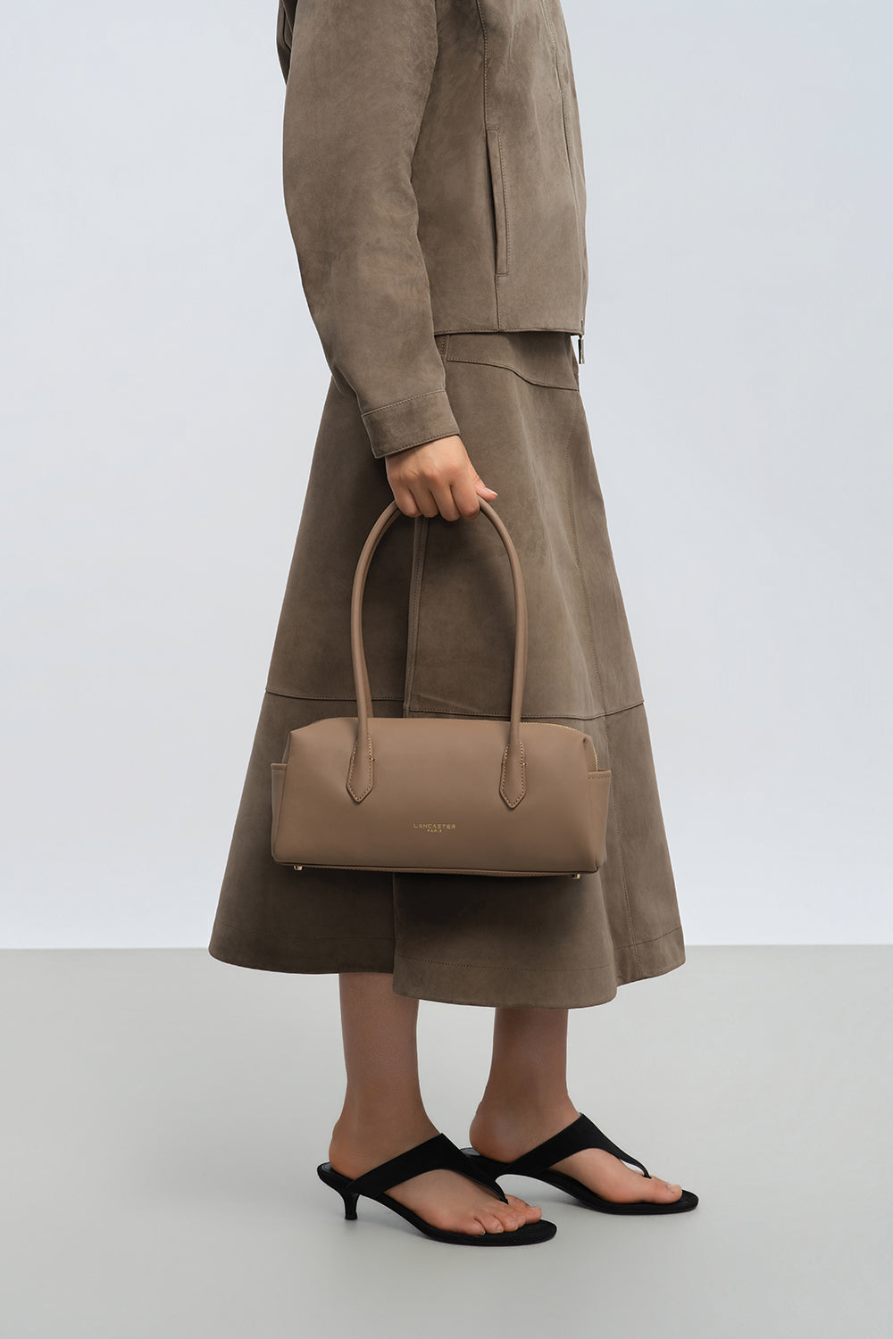 Lancaster Donna Cube Zipped Crossbody Bag Linen – worn