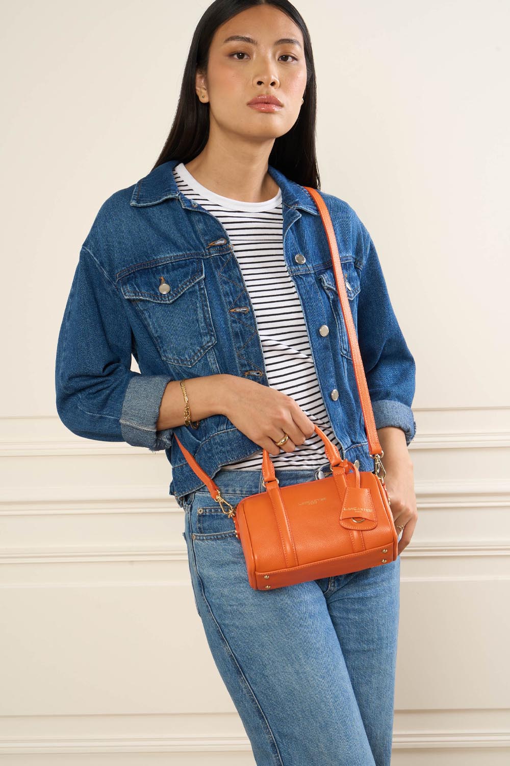 Lancaster Reisetasche mit Reißverschluss S Milano Ana Rot – getragen