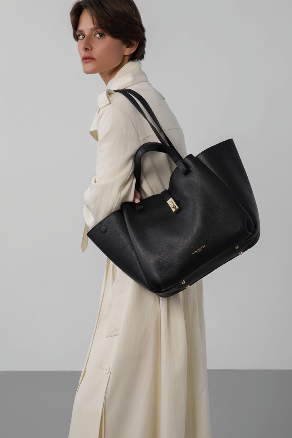 Lancaster Sac cabas épaule L Milano Horizon Bleu Foncé – porté