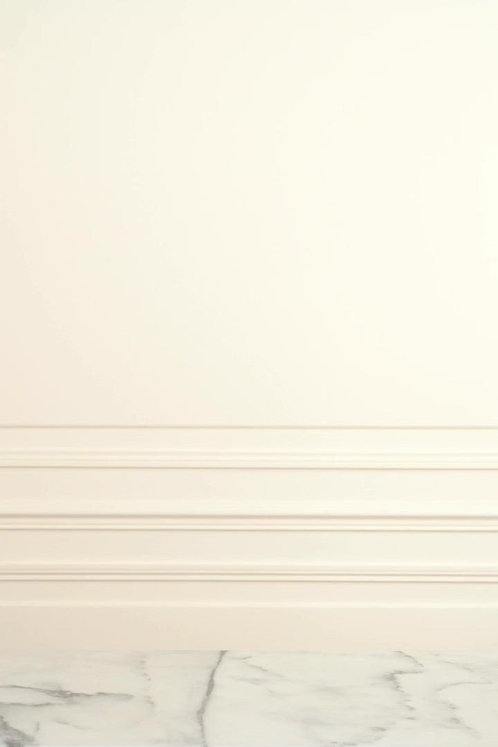 Suave Ace Lancaster 433-30 Carmin Zipped Baguette Bag